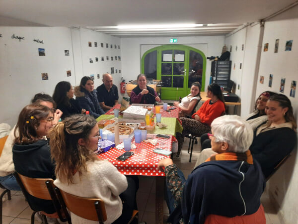 Retour de Lourdes des jeunes à l'aumônerie 