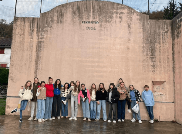 Un week-end autour du tour du monde à Etxartia avec Nafar Gazte